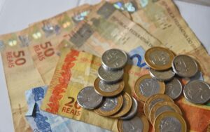 Carga tributária em 2024: Por que o Brasil bateu recorde e o que isso significa para o seu bolso