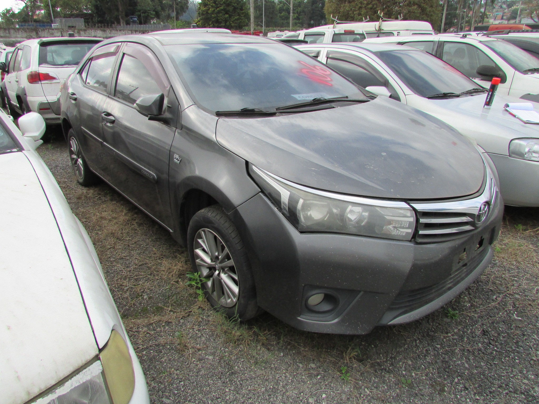 Leilão de Carros em São Paulo: Como Comprar um Honda XRE 300 por menos de R$ 1.000 (e ainda sair com um Corolla mais barato que iPhone)