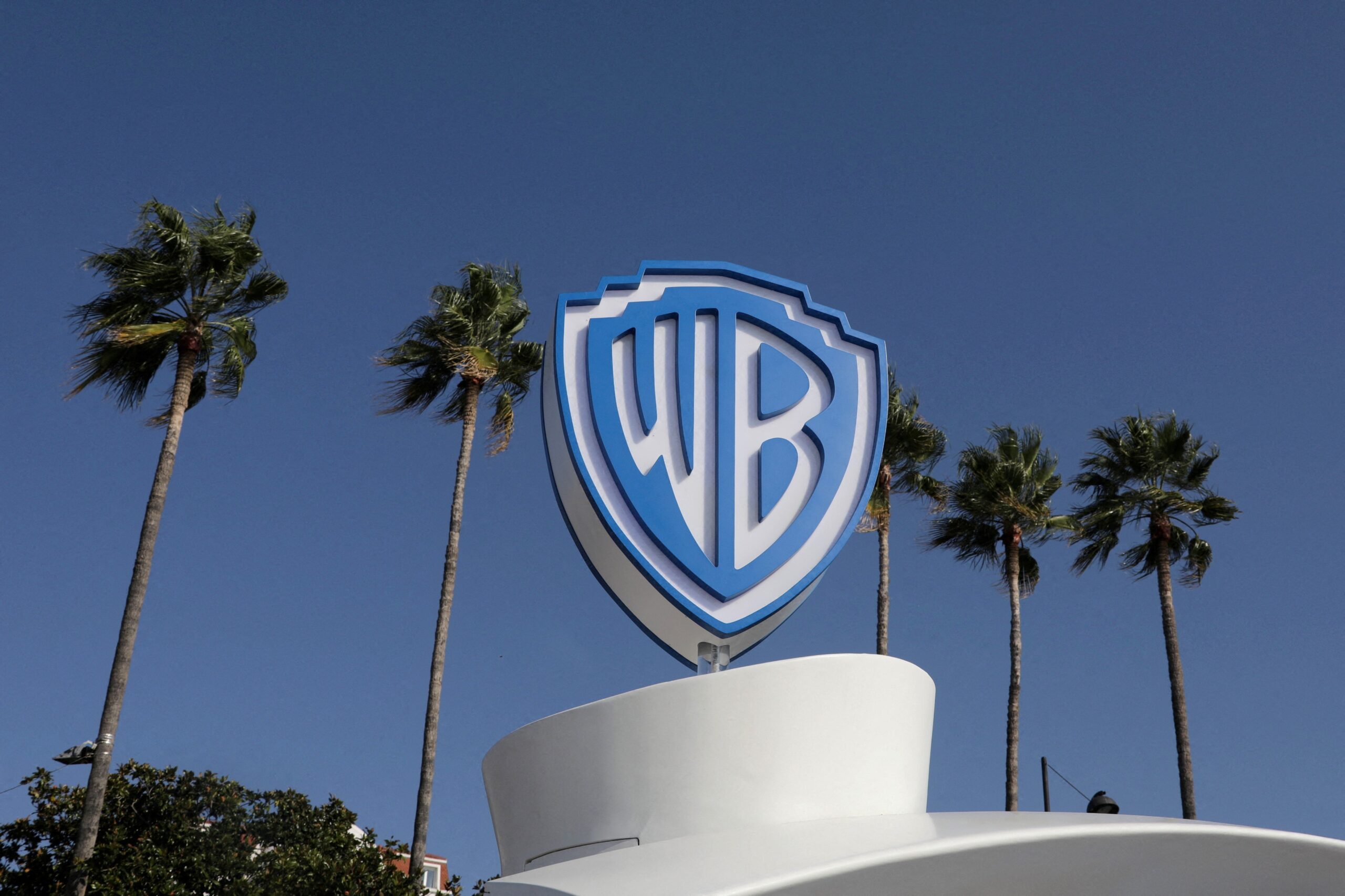 Paramount aumenta oferta pela Warner Bros: O que isso significa para o futuro dos streams